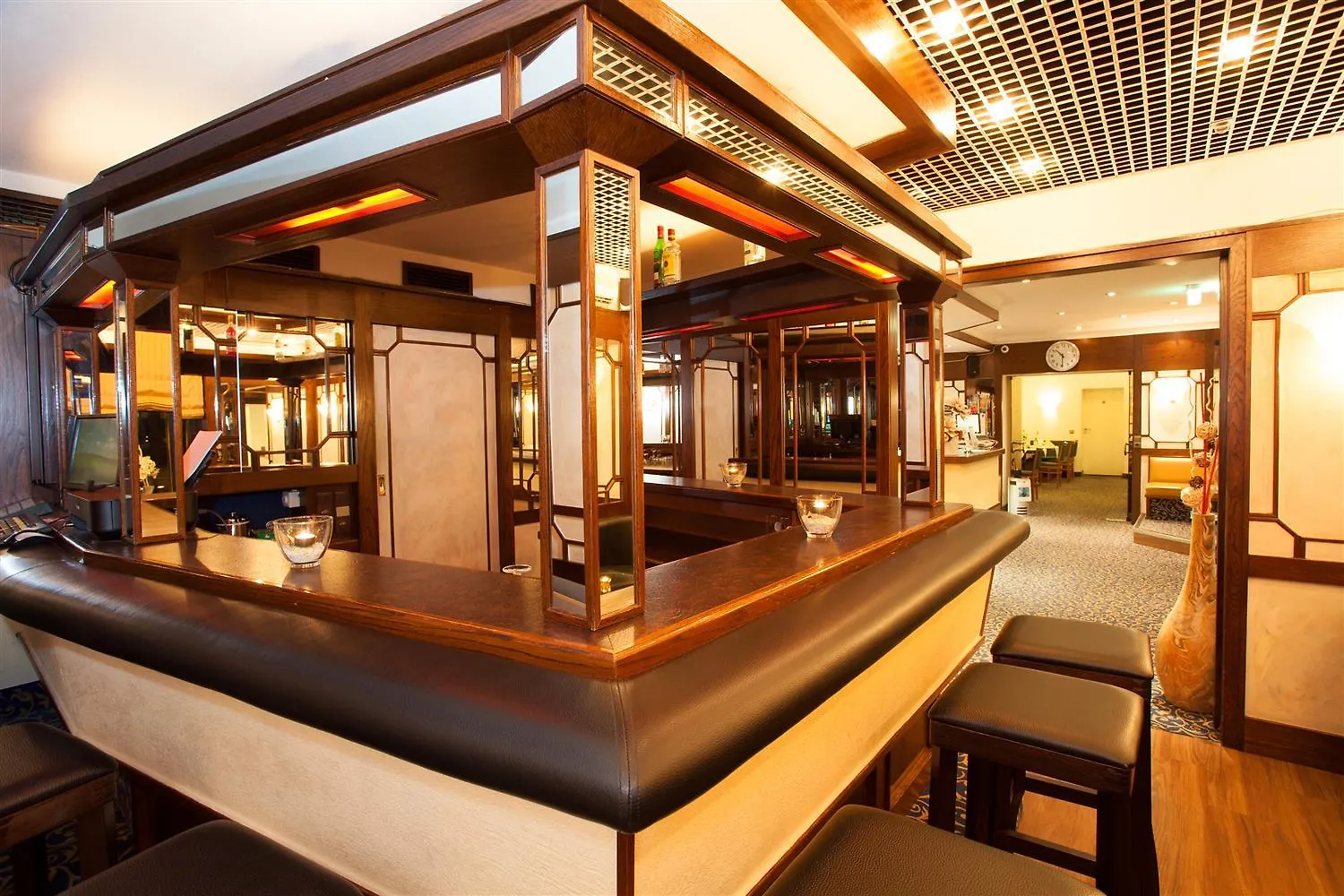 Sure Hotel By Best Western Ambassador Duesseldorf 3*, Düsseldorf Almanya