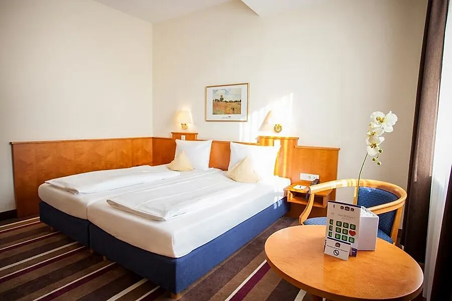 ***  Sure Hotel By Best Western Ambassador Duesseldorf Almanya