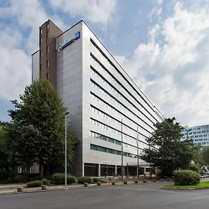 4* Otel Radisson Blu Conference Hotel,