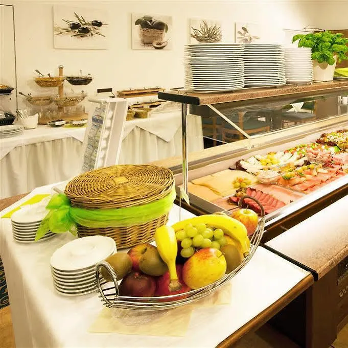 Sure Hotel By Best Western Ambassador Duesseldorf 3*, Düsseldorf